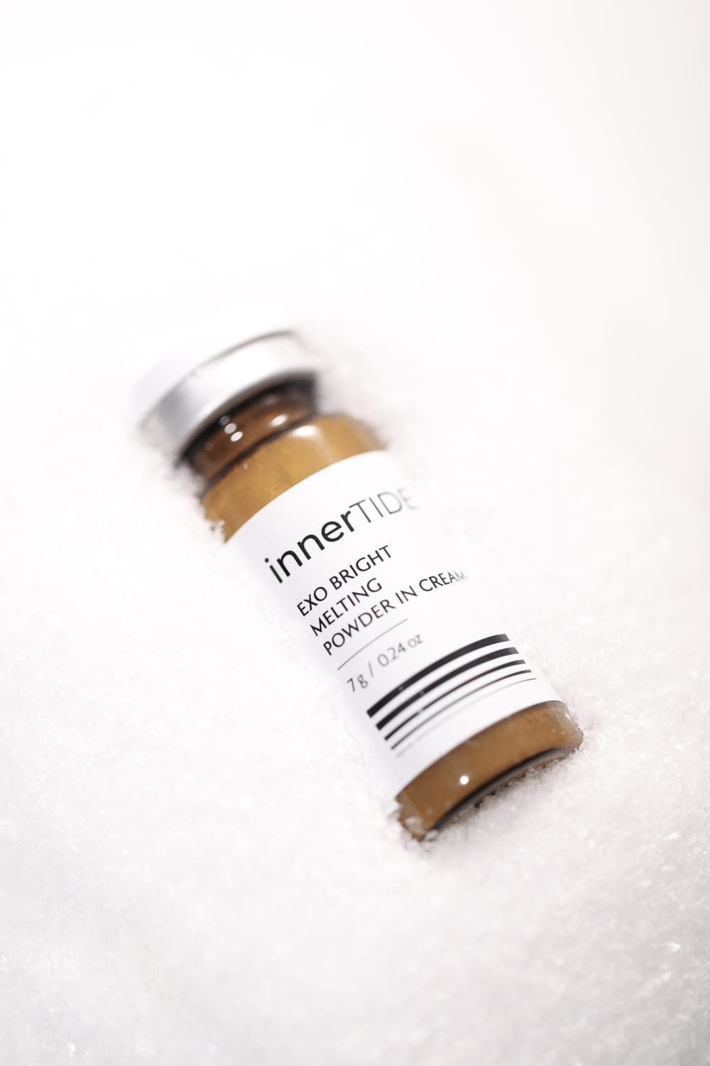 Exo Bright smeltpoeder in crème — hover